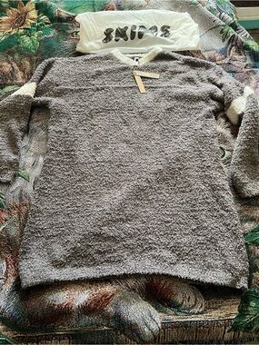 SKIMS Gray Sherpa Crewneck with Cream Accents